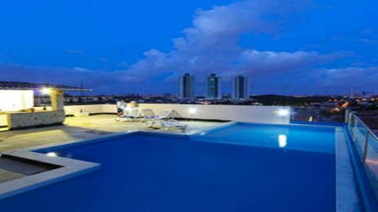Aconchegantes Flats, 1 E 2 Qtos, Em Ponta Negra